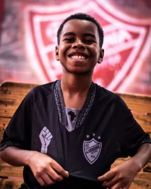 Camisa Edição Racismo